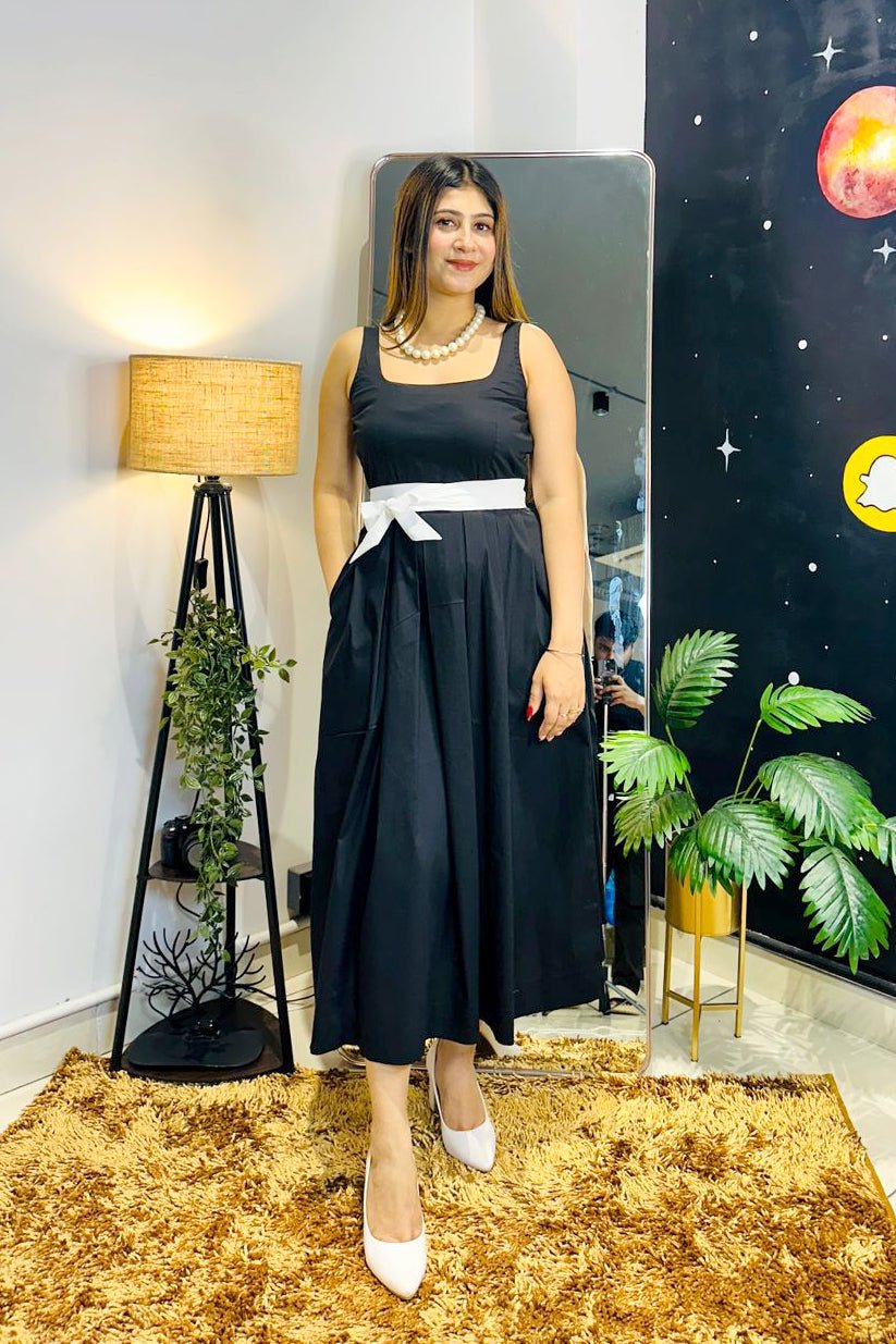 Black White Midi With White Belt - Vibes and Petals